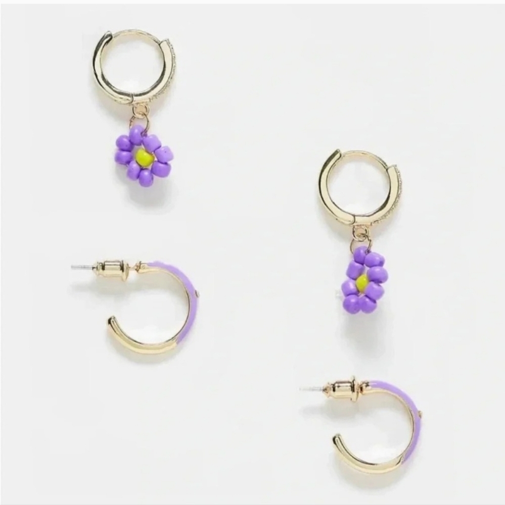 REVOLVE x Petit Moments 2 Piece Dainty Enamel Dipped Hoop Flower  Earrings NWT